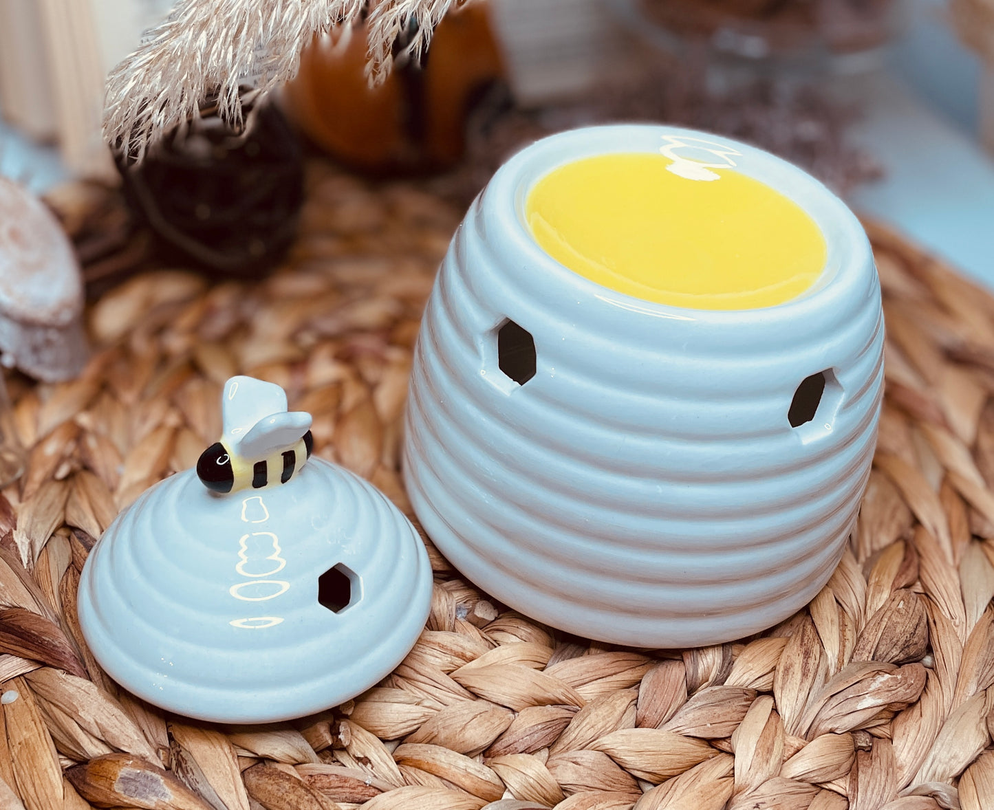 Beehive Wax Warmer im Bienenstock-Design für Wax Melts und eine gemütliche Atmosphäre